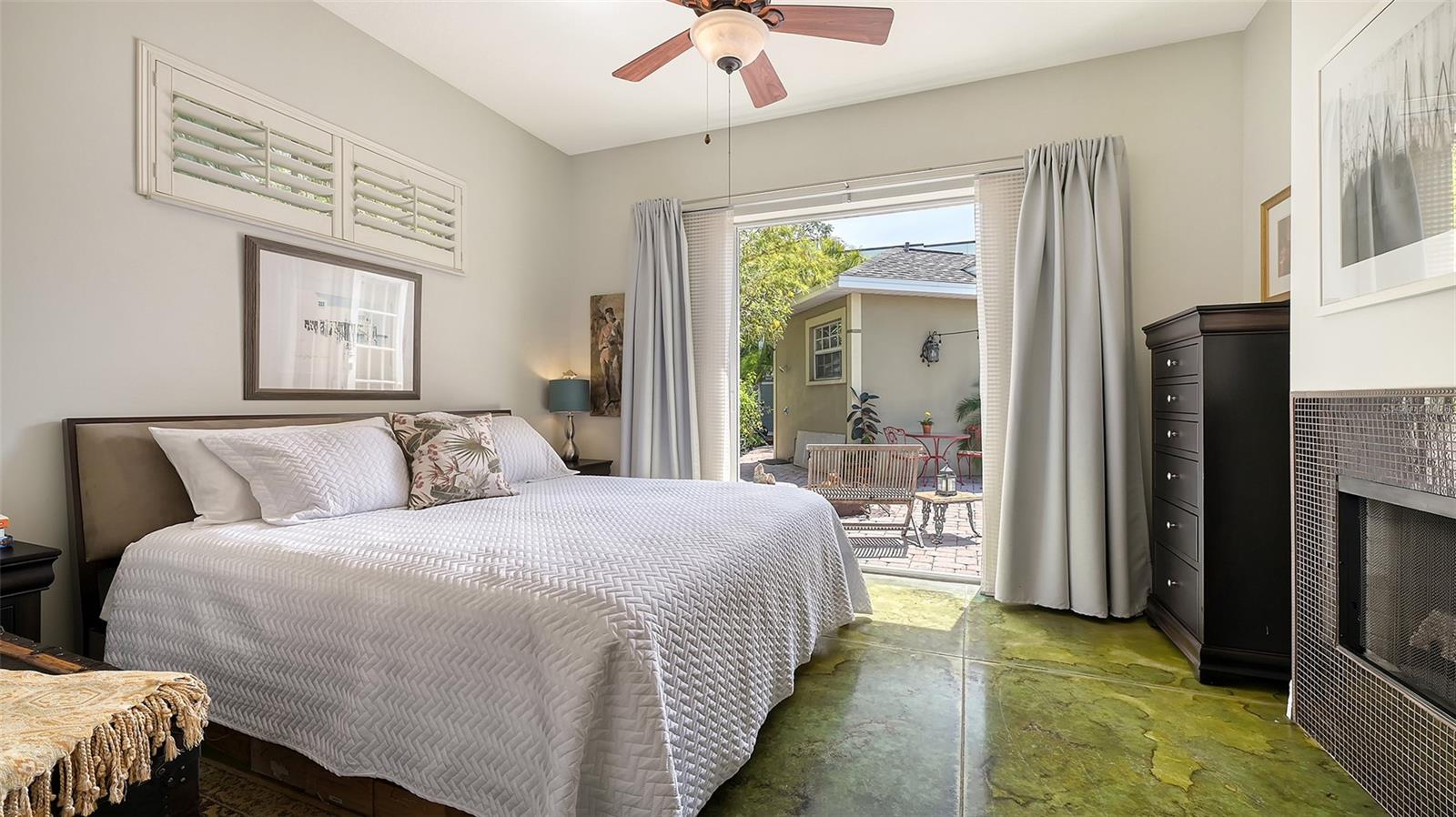 GILLESPIE PARK - Residential