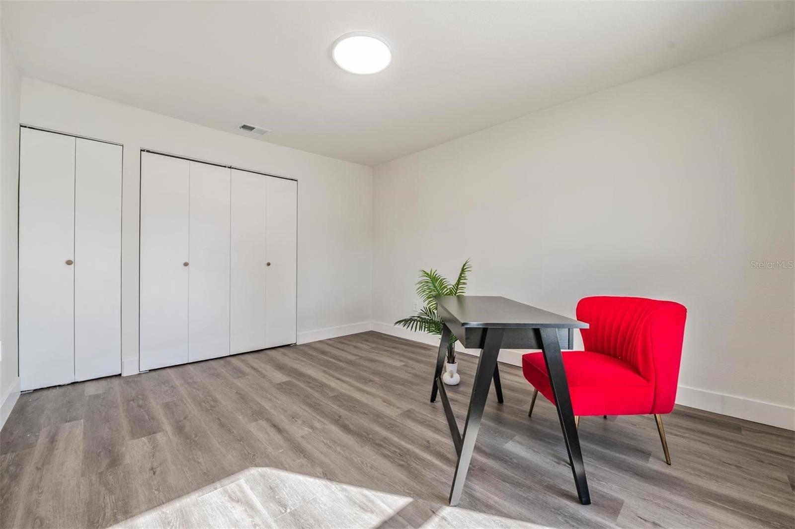 LAKE SHORE ESTATES - Residential