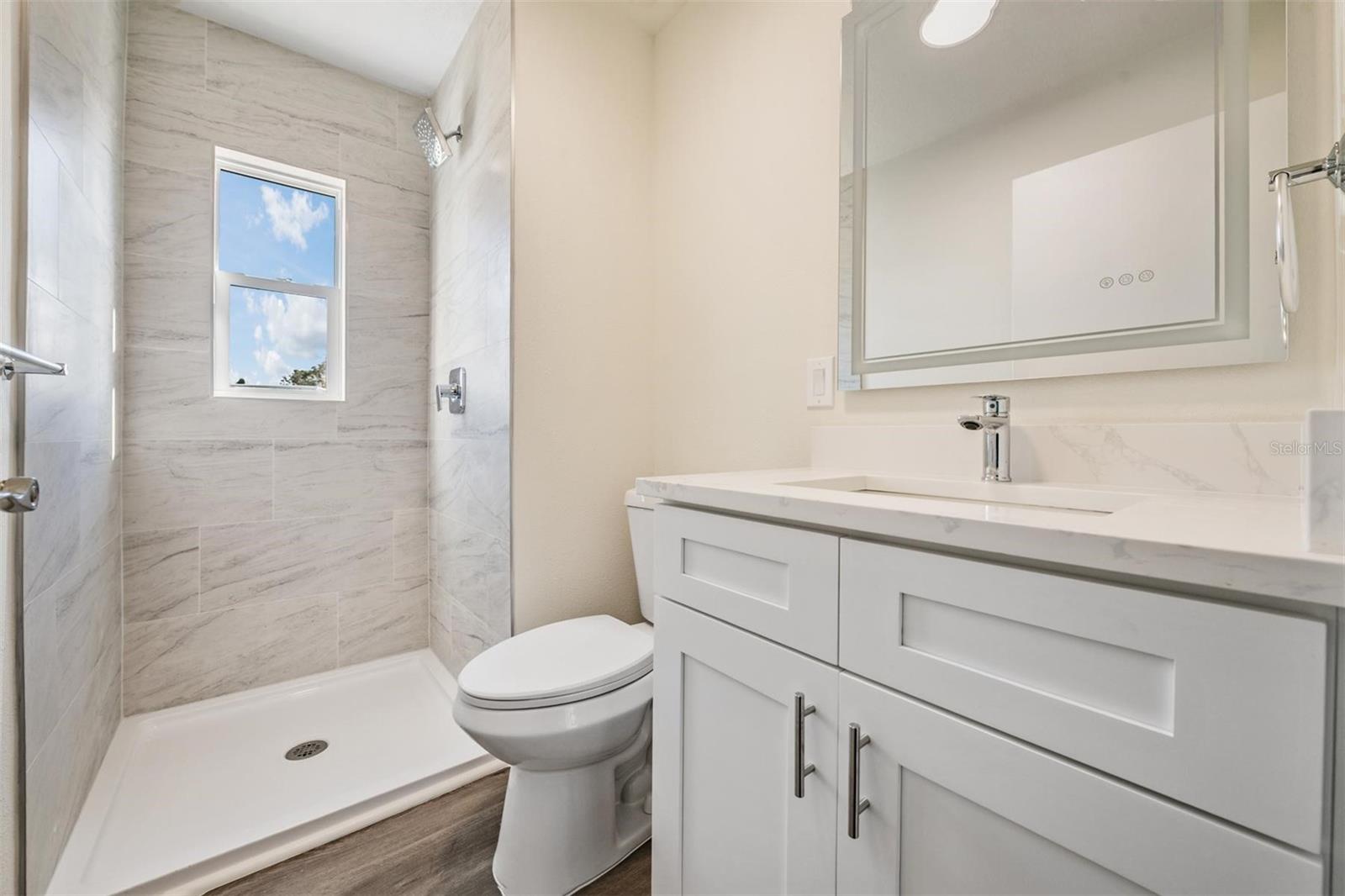 LAKE SHORE ESTATES - Residential