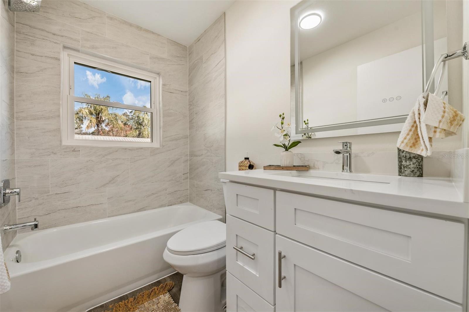 LAKE SHORE ESTATES - Residential