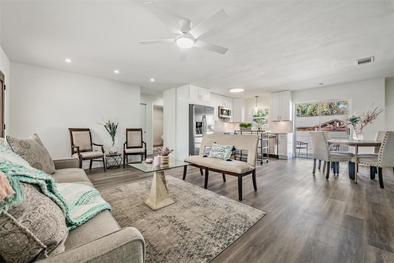 LAKE SHORE ESTATES - Residential