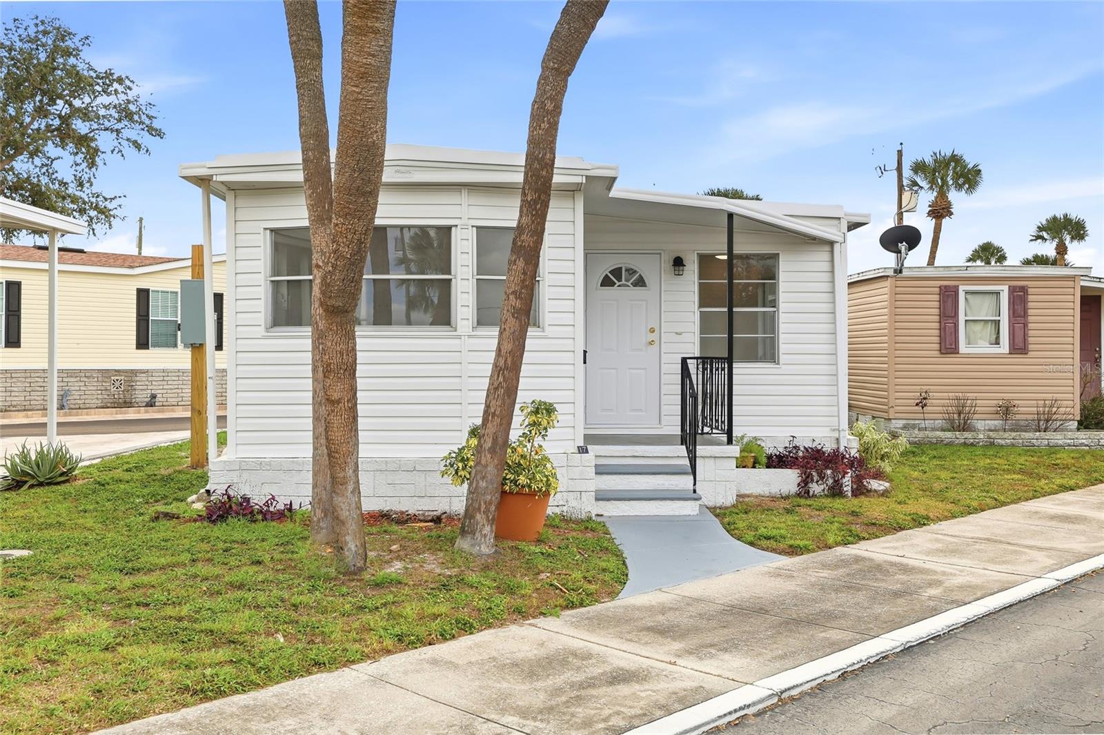 REGENCY COVE A COOPERATIVE - Residential Lease