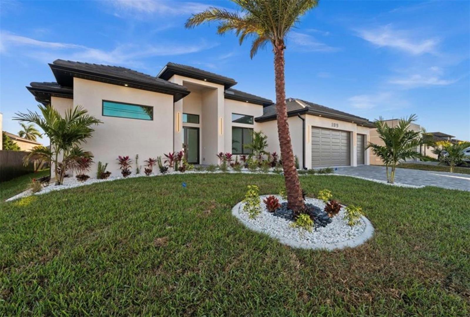 109 SW 37TH PL PLACE