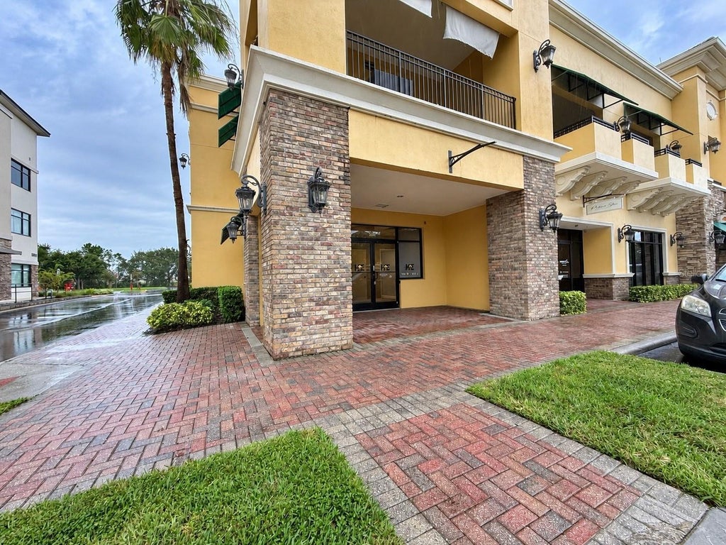 Photo of 13538 Village Park Drive #J105, Orlando, FL 32837 (MLS # O6449236)