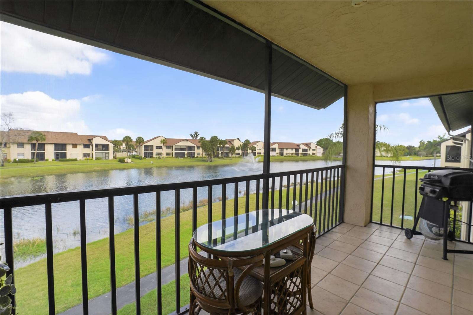 CLUB AT CRYSTAL LAKE - Residential