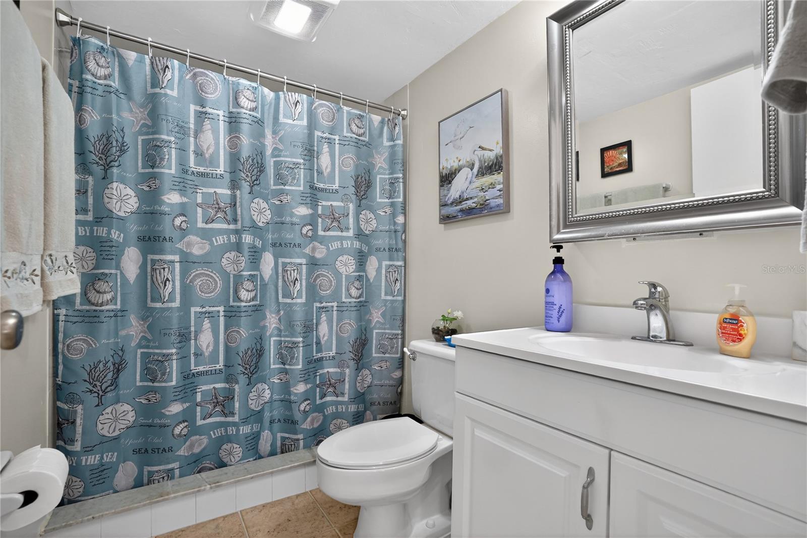 CLUB AT CRYSTAL LAKE - Residential