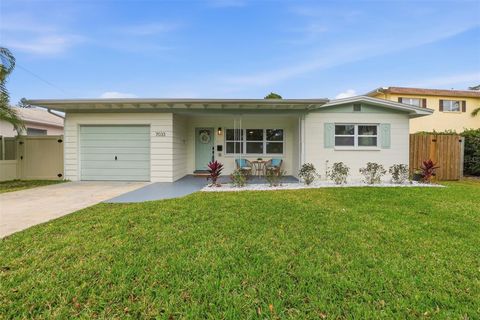 7033 HIBISCUS AVENUE S SOUTH PASADENA FL 33707