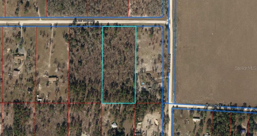 Hard to find high and dry acreage in a beautiful area of mini-farms and equestrian estates.  Country living with easy access to Ocala and the World Equestrian Center.  Two miles east of the 55,000 acre Goethe State Forest... Famous for horseback riding, hiking, camping and hunting.