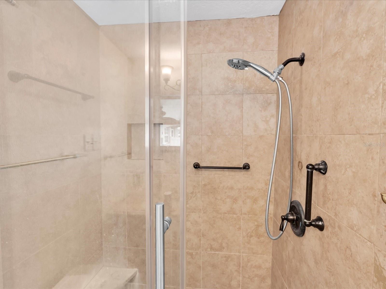 PARQUE NARVAEZ COLONIAL ADD - Residential