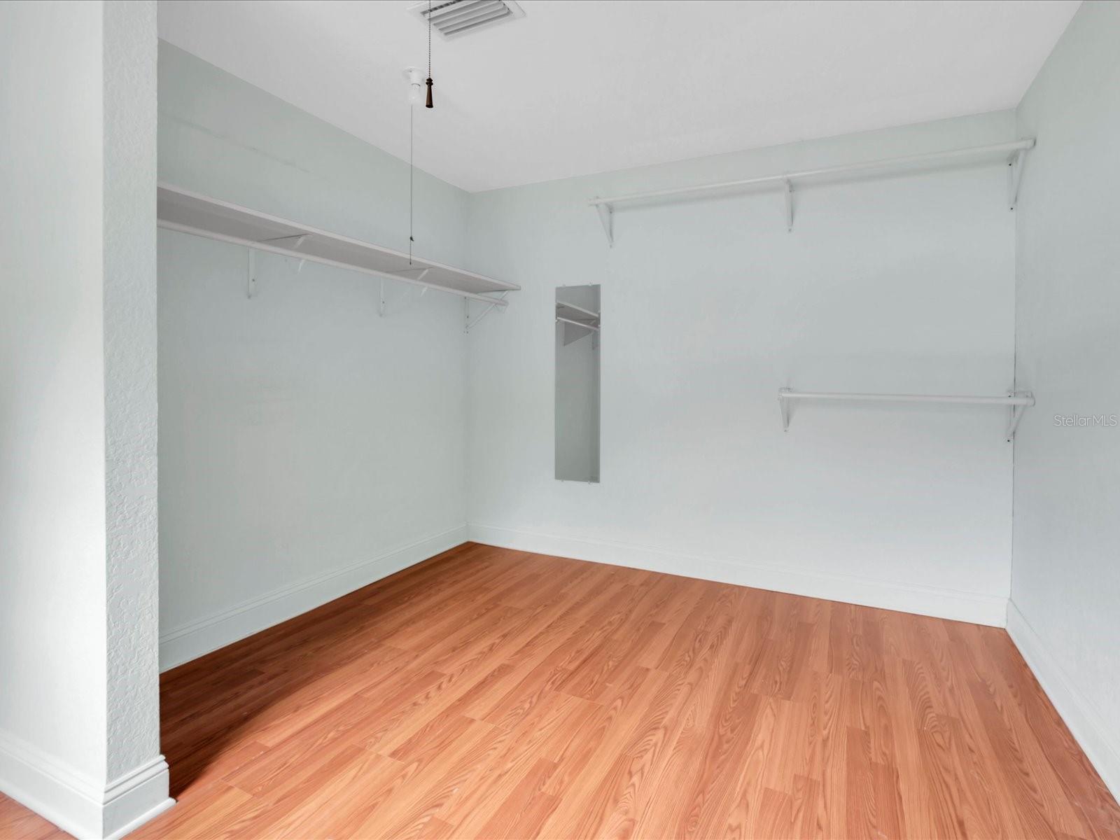 PARQUE NARVAEZ COLONIAL ADD - Residential