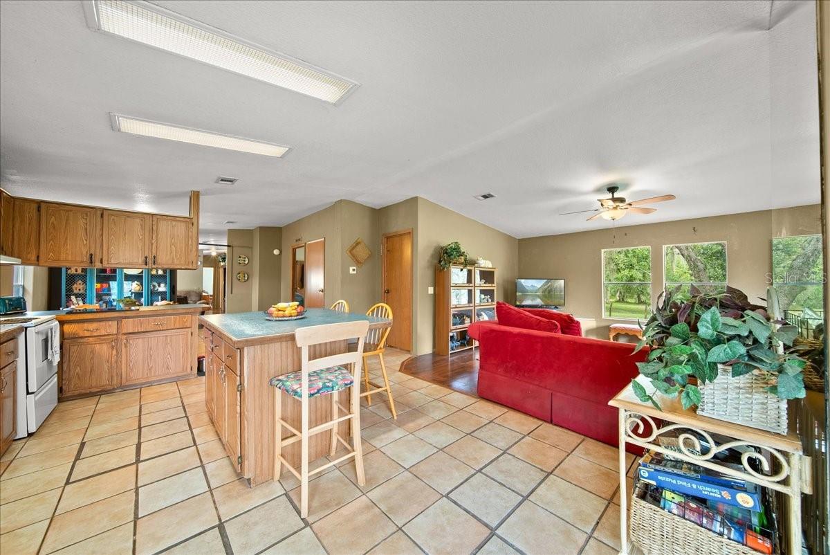 NOT IN A SUBDIVISION - Residential