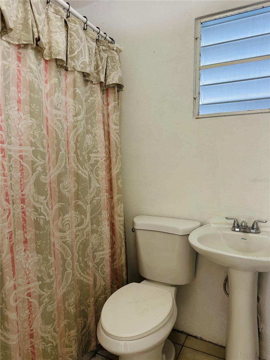 MEDIA LUNA - Residential