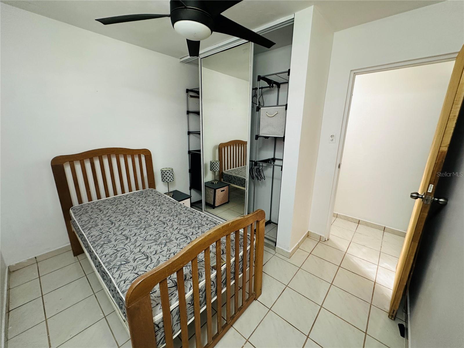 MEDIA LUNA - Residential