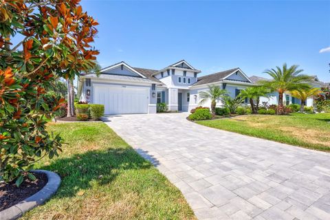 A home in PARRISH