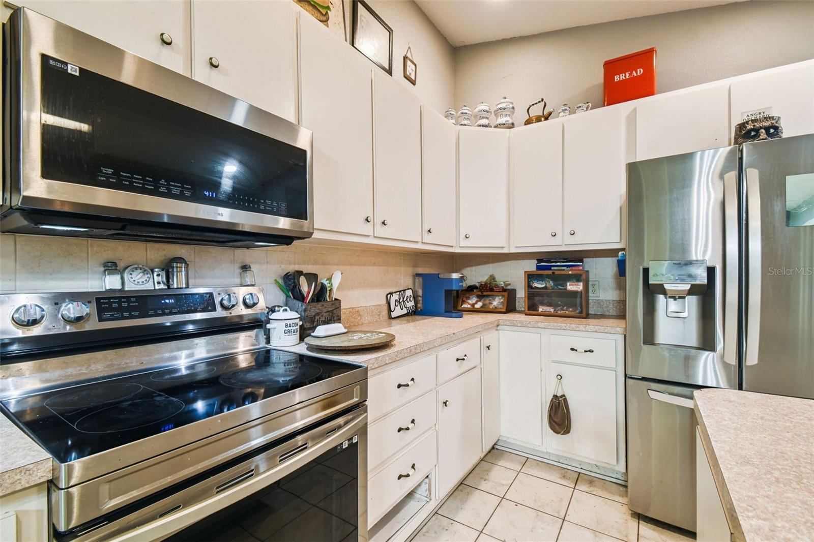 LAKEWOOD ACRES - Residential