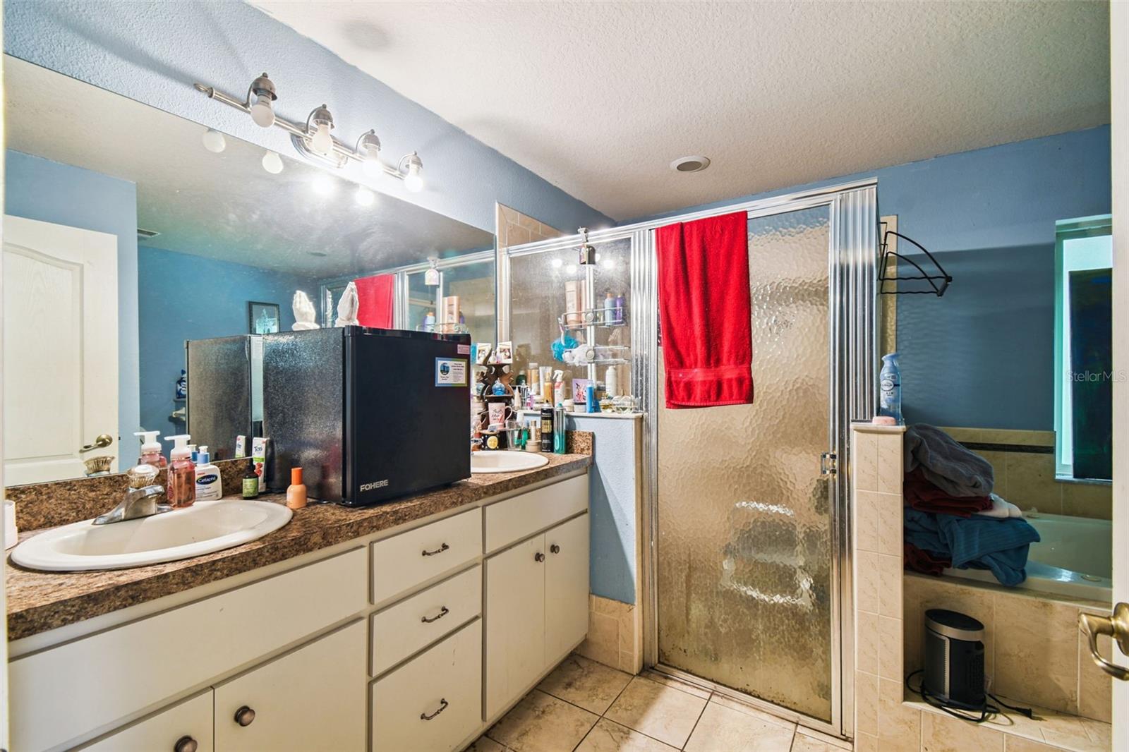 LAKEWOOD ACRES - Residential