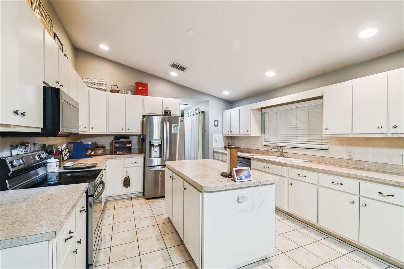 LAKEWOOD ACRES - Residential