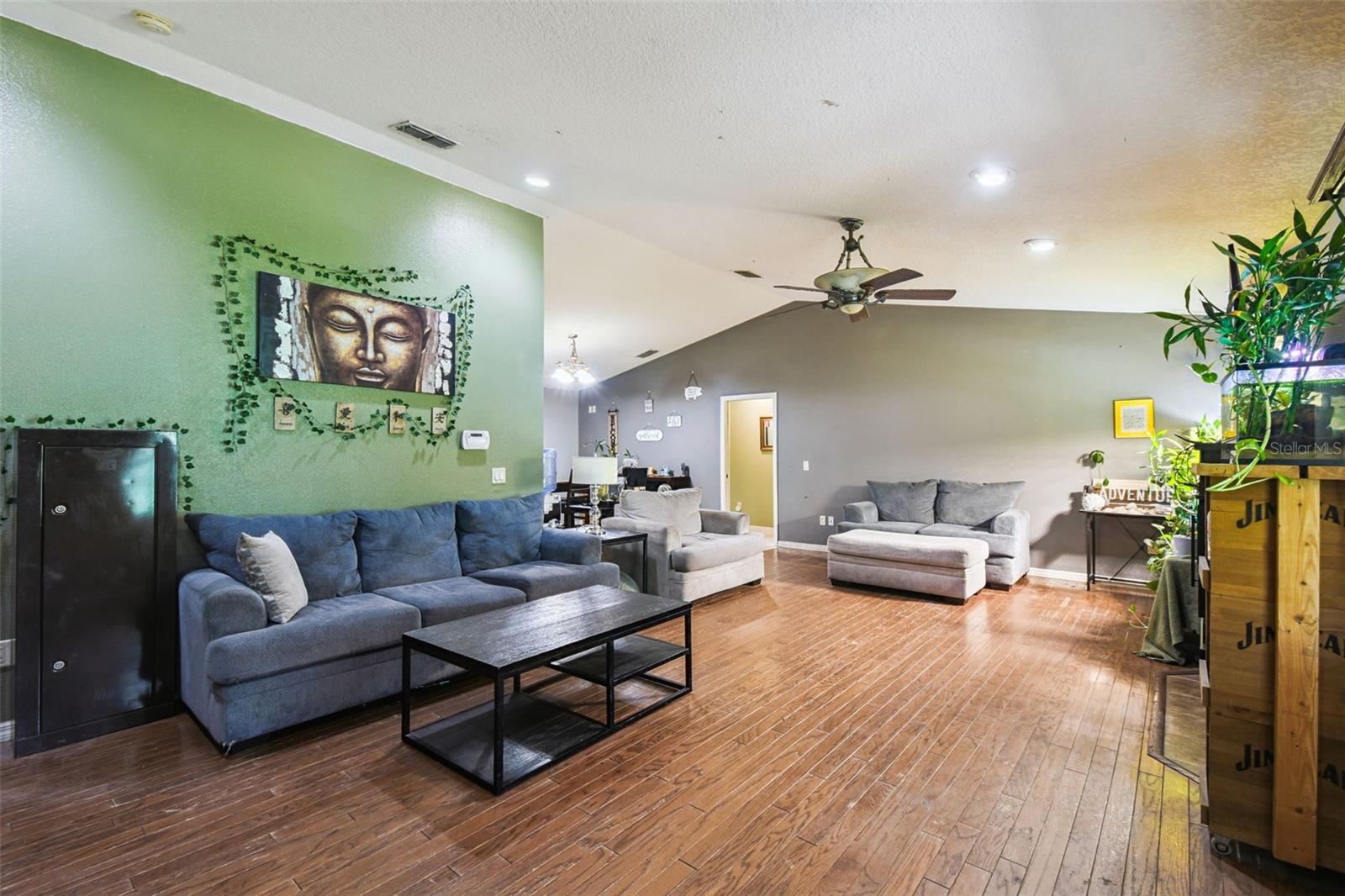 LAKEWOOD ACRES - Residential