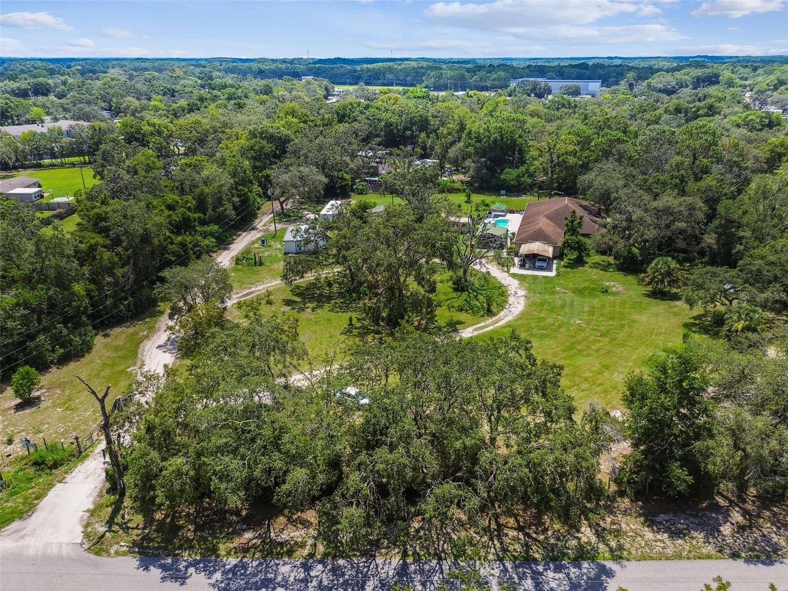 LAKEWOOD ACRES - Residential