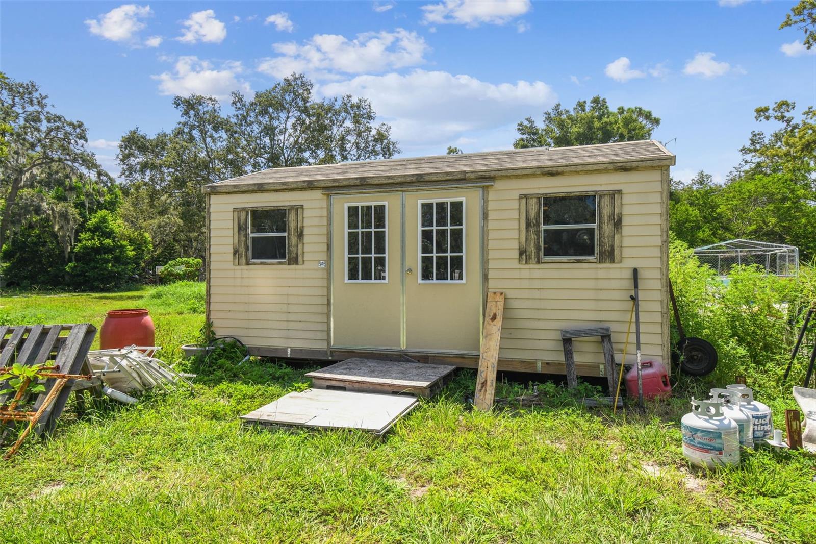 LAKEWOOD ACRES - Residential