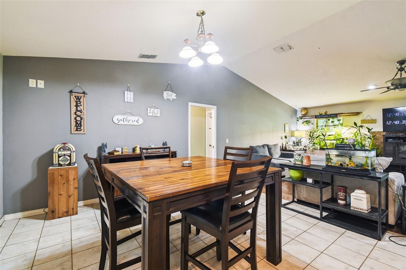 LAKEWOOD ACRES - Residential