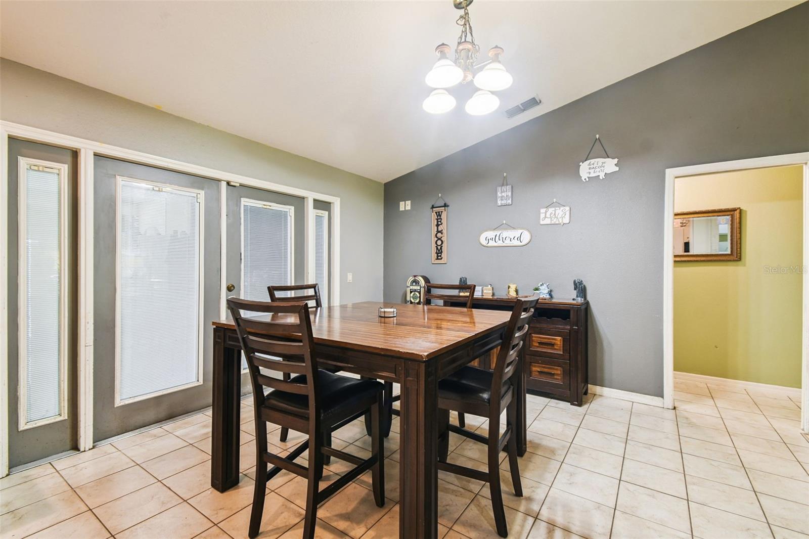 LAKEWOOD ACRES - Residential