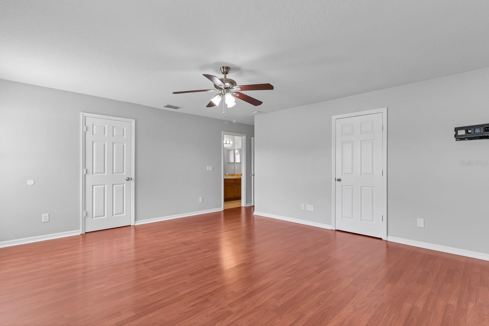 WINDROSE/SOUTHMEADOWUN 02 - Residential Lease