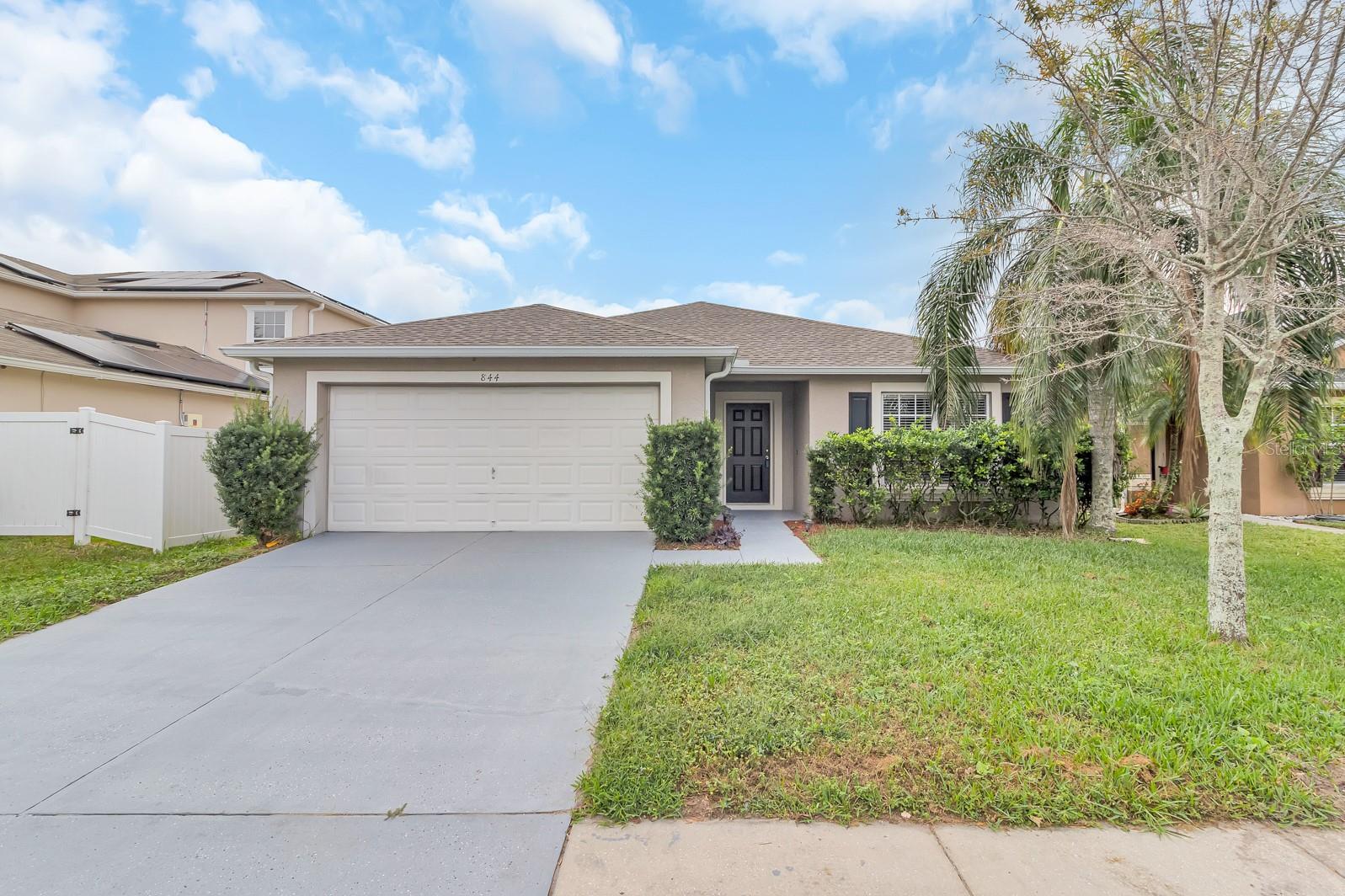 WINDROSE/SOUTHMEADOWUN 02 - Residential Lease