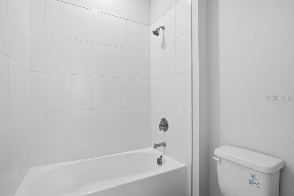 AZARIO ESPLANADE - Residential