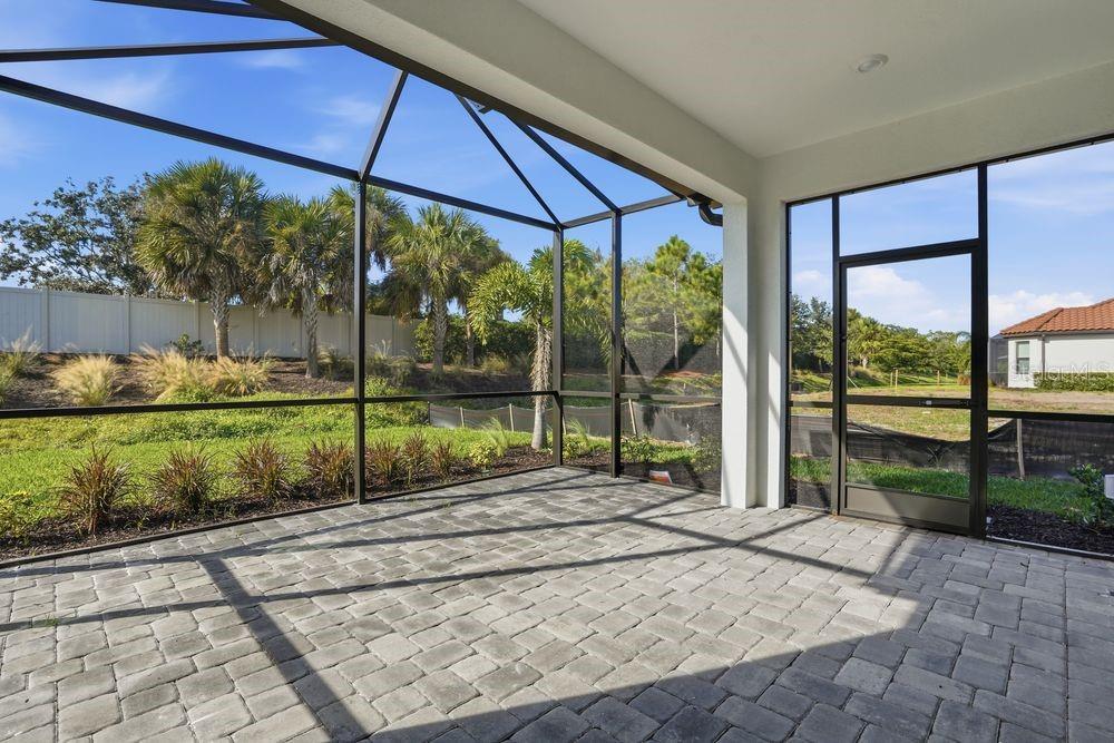 AZARIO ESPLANADE - Residential