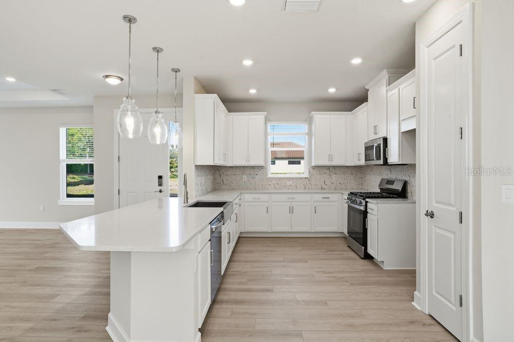 AZARIO ESPLANADE - Residential