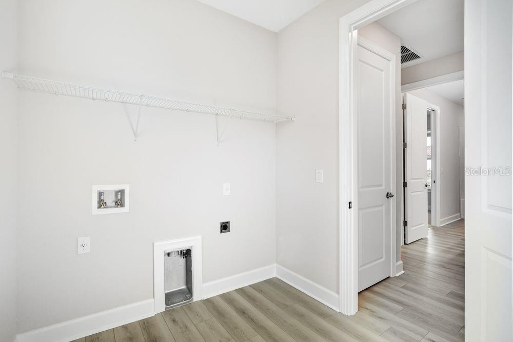 AZARIO ESPLANADE - Residential