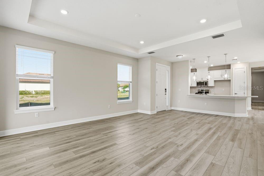 AZARIO ESPLANADE - Residential