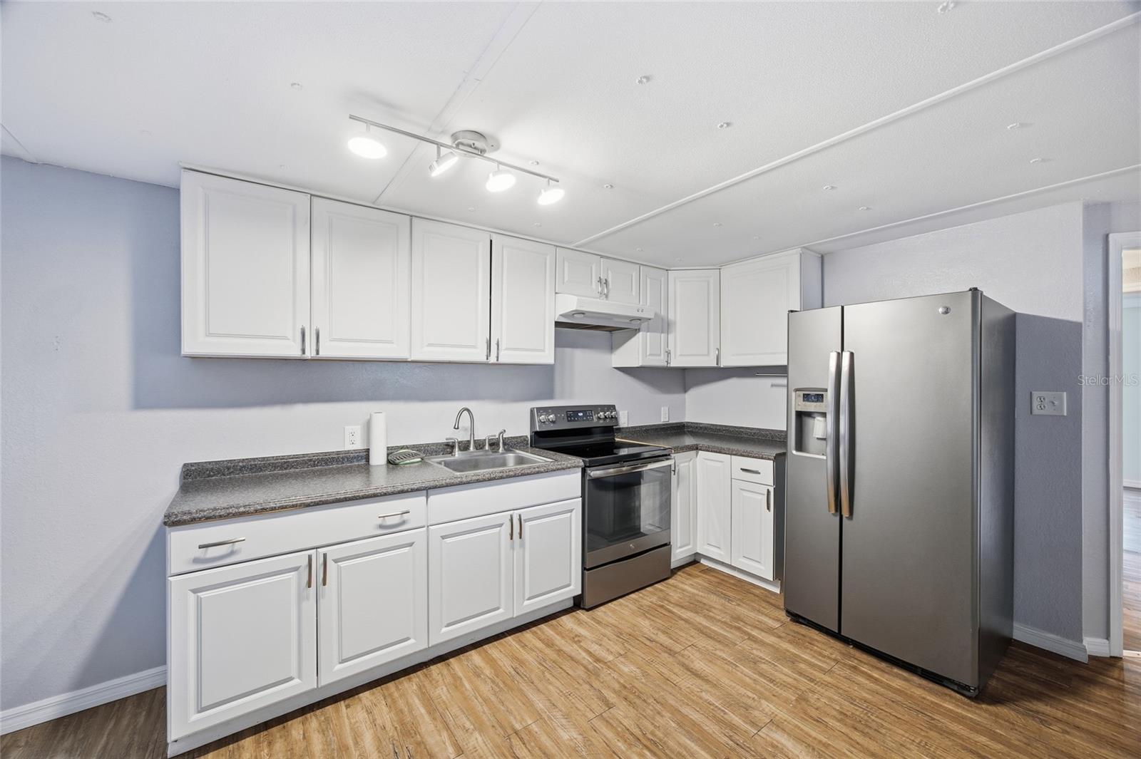 PARKWOOD ACRES - Residential