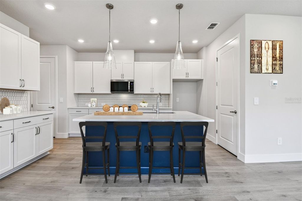 Photo of 2840 Marrakesh Lane, Sarasota, FL 34234 (MLS # TB8415748)