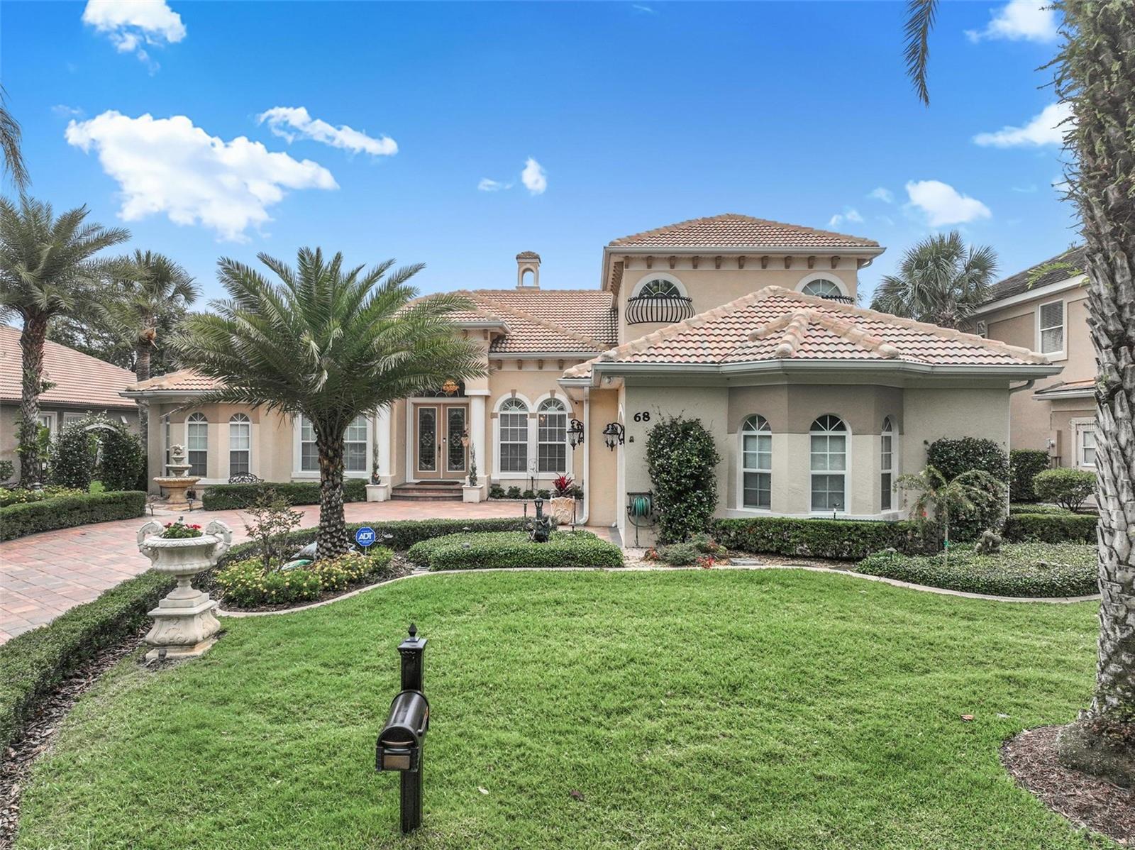 68 OAK VIEW CIRCLE W