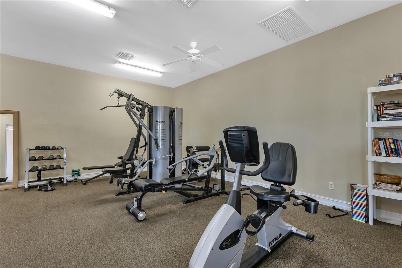 RIVER CLUB - Residential