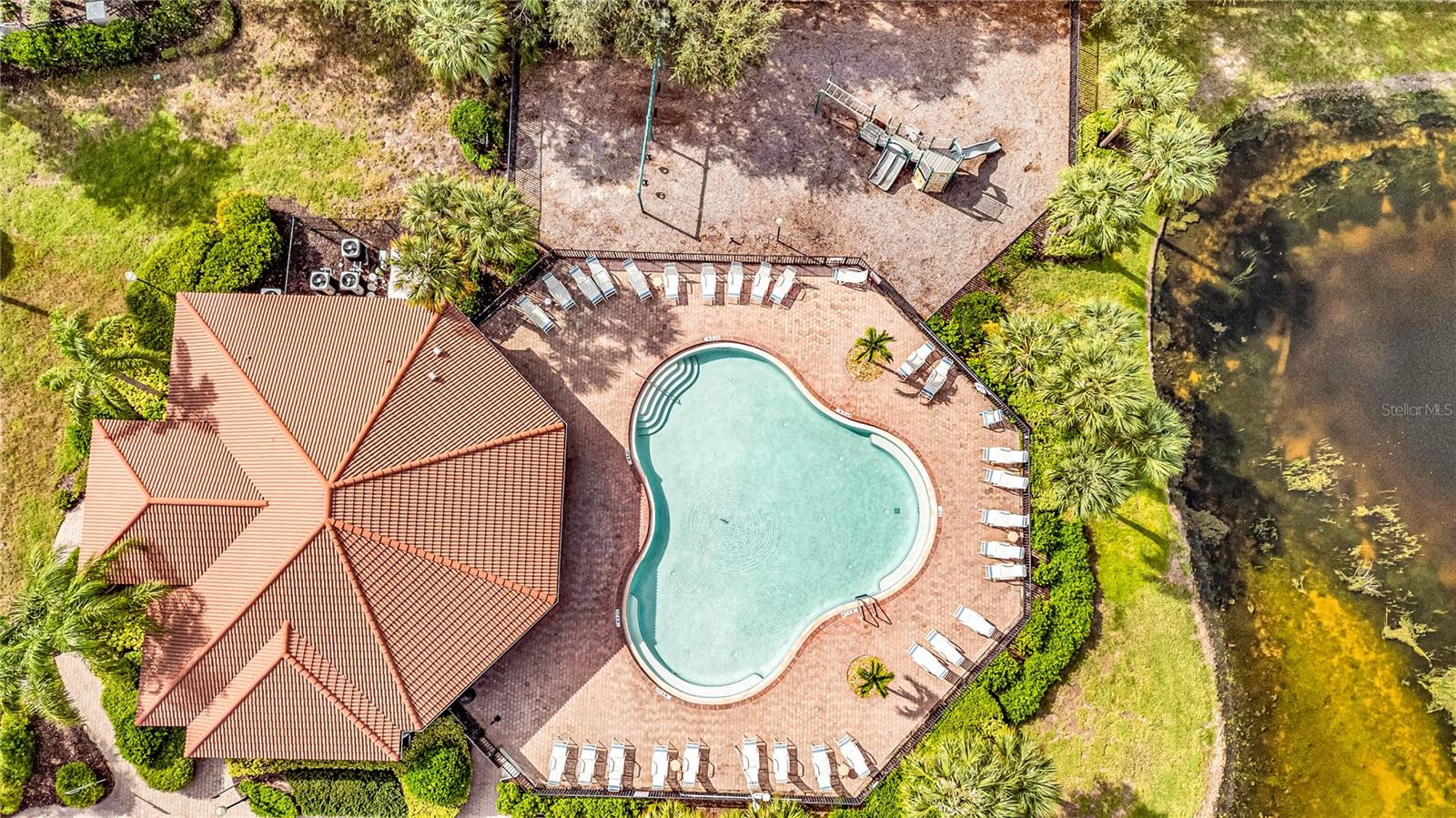 RIVER CLUB - Residential