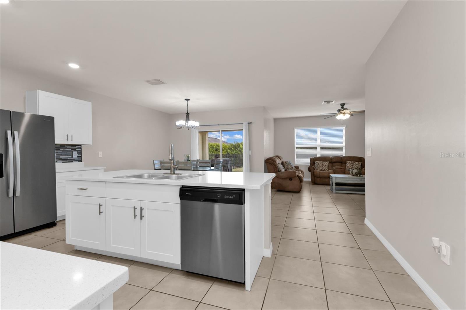 RIVER CLUB - Residential