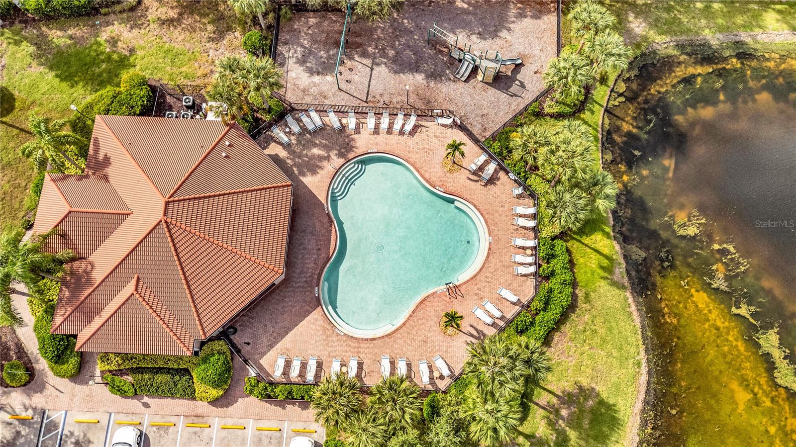 RIVER CLUB - Residential