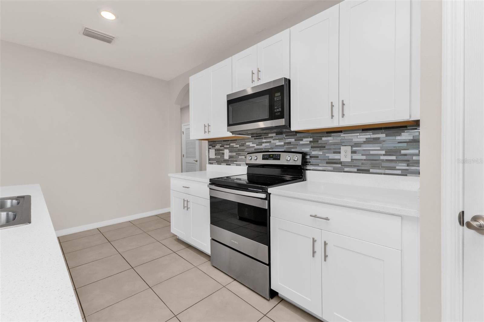 RIVER CLUB - Residential