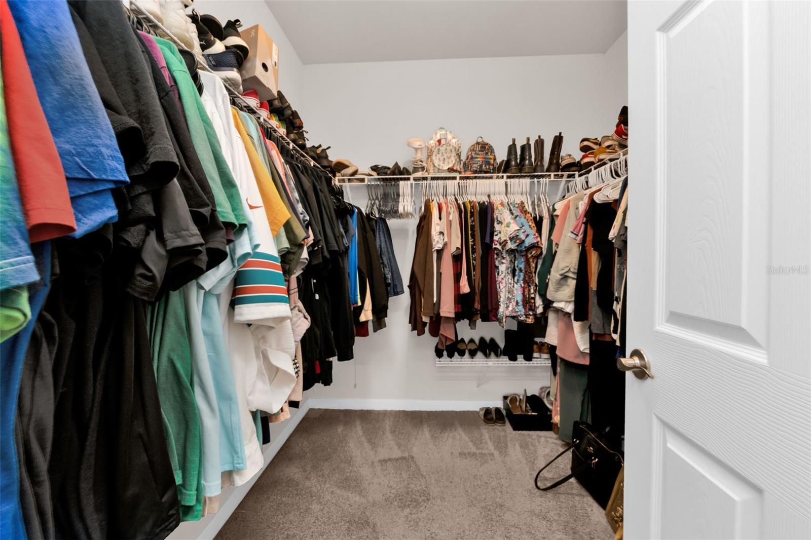 RIVER CLUB - Residential