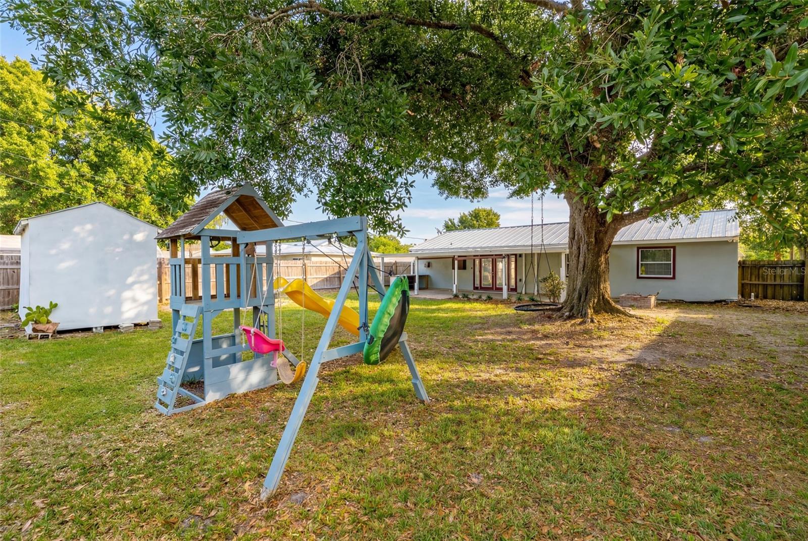 VERO BEACH HIGHLANDS - Residential