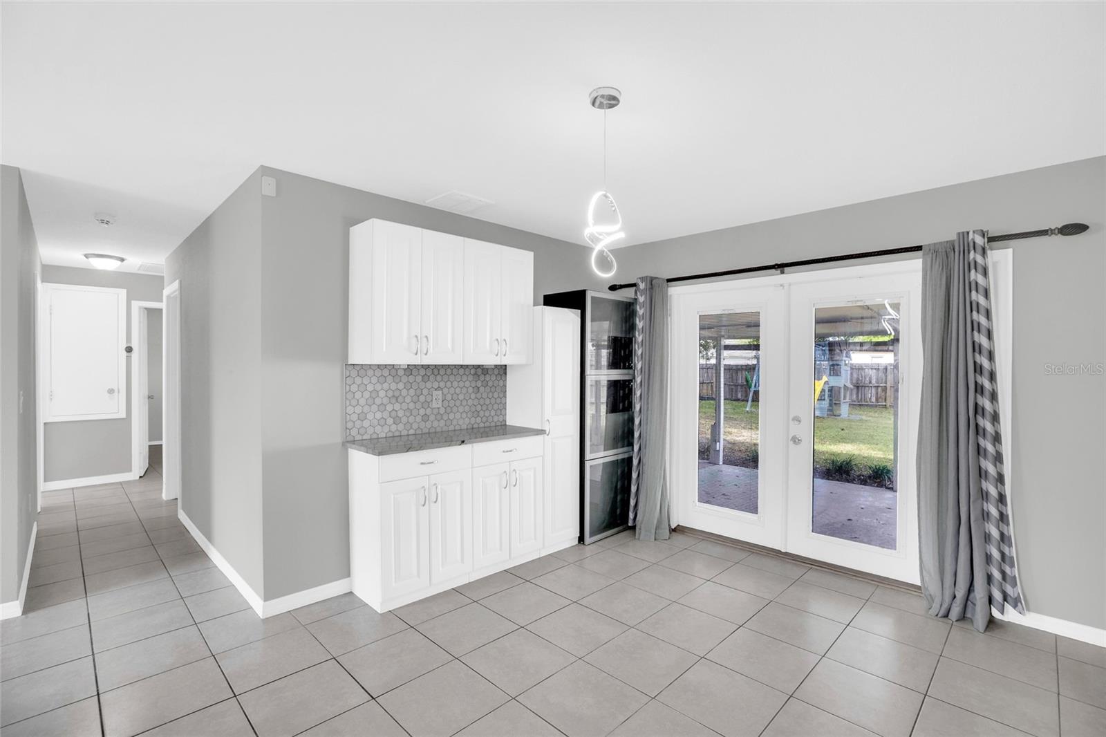 VERO BEACH HIGHLANDS - Residential