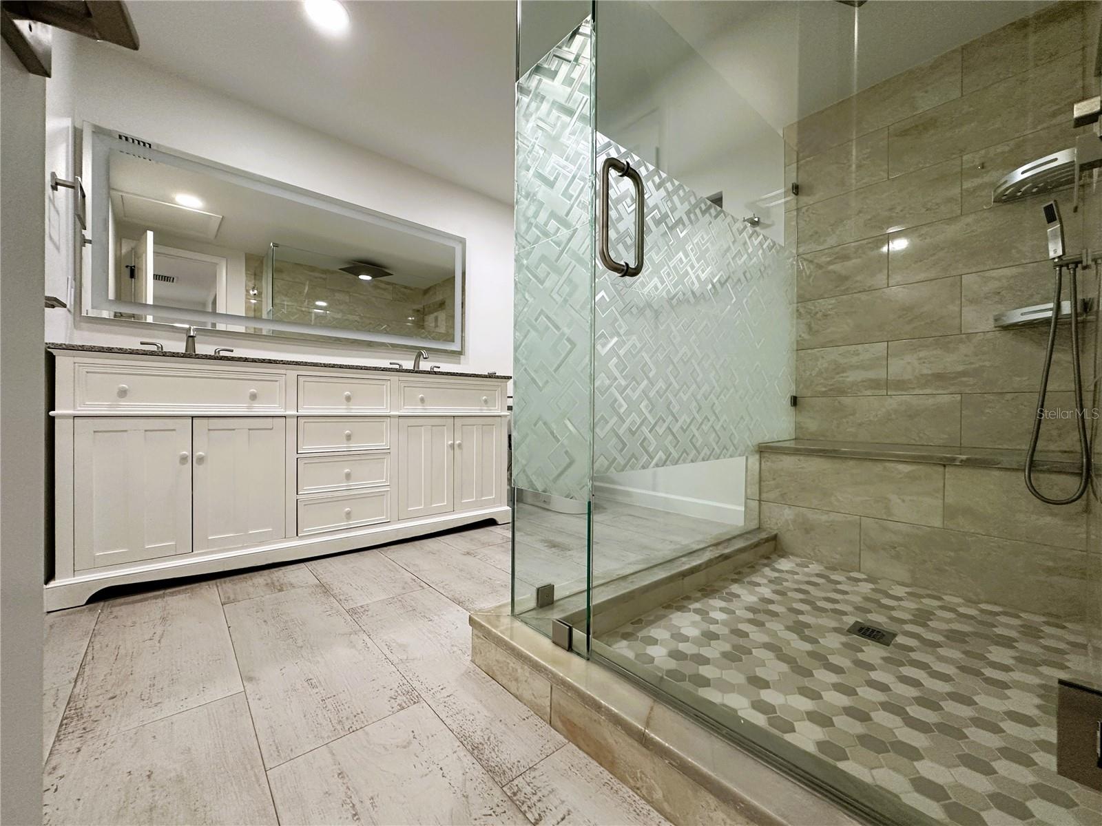 ELLIOTT & HARRISON SUB - Residential