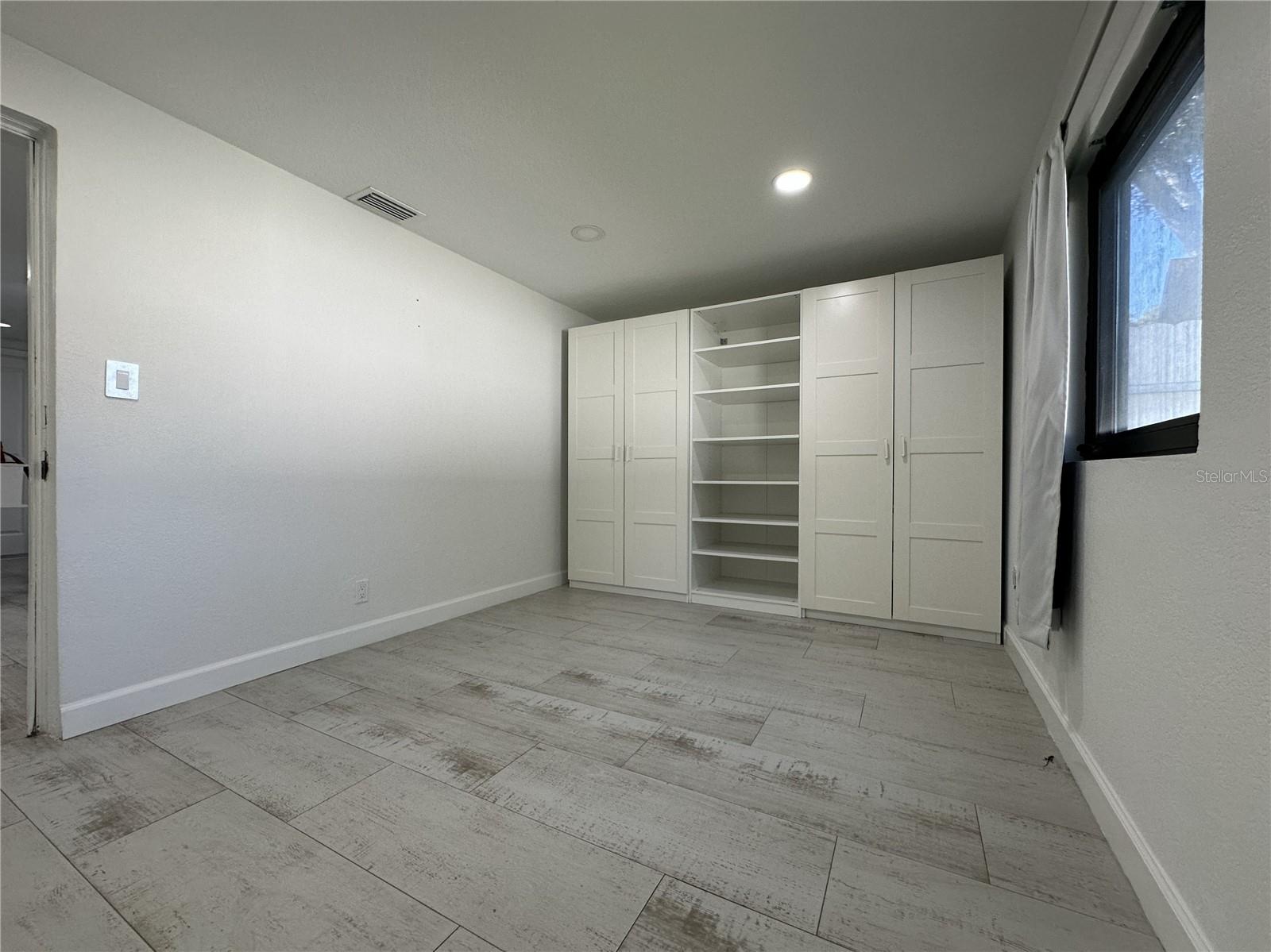 ELLIOTT & HARRISON SUB - Residential