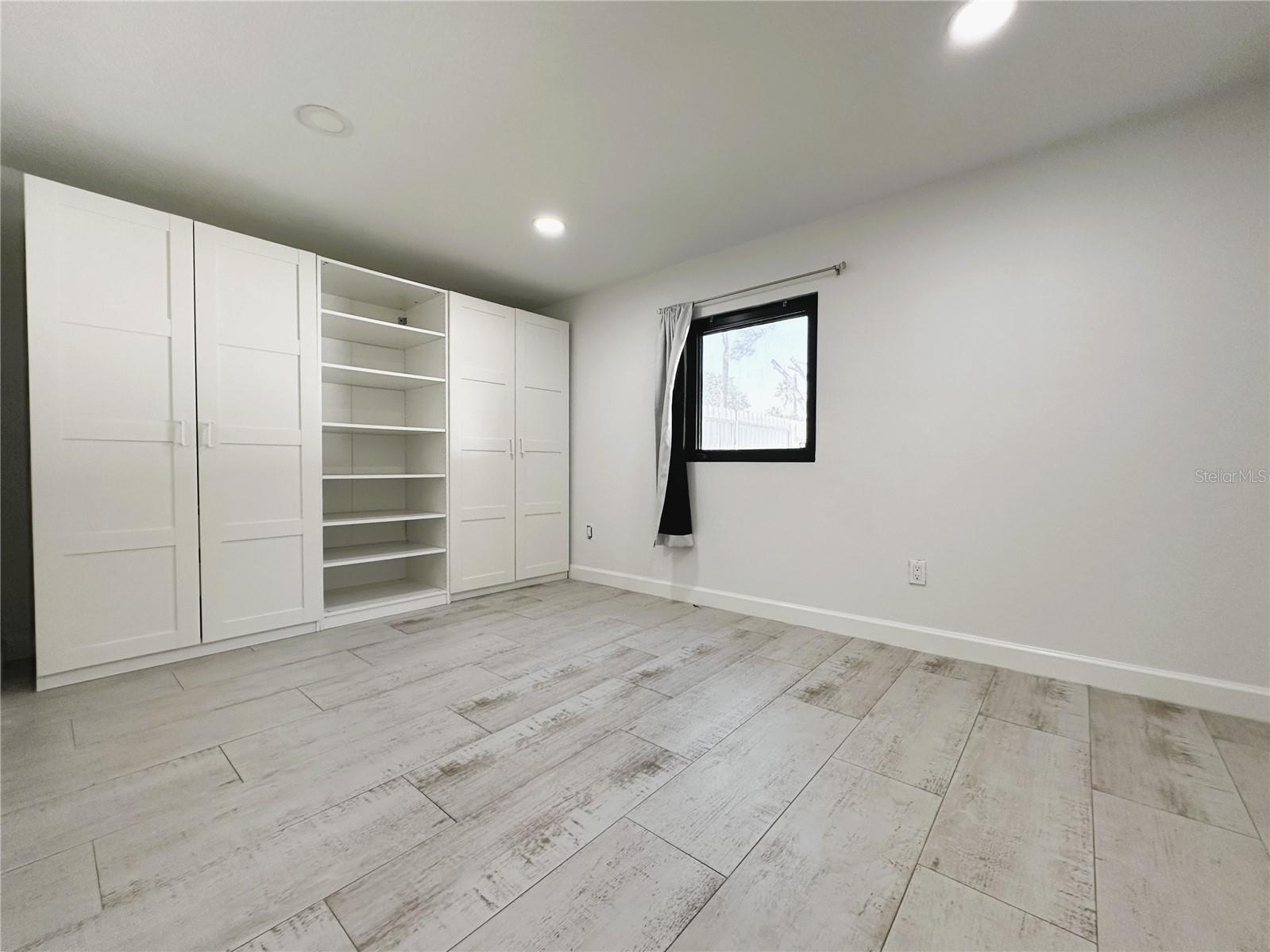 ELLIOTT & HARRISON SUB - Residential