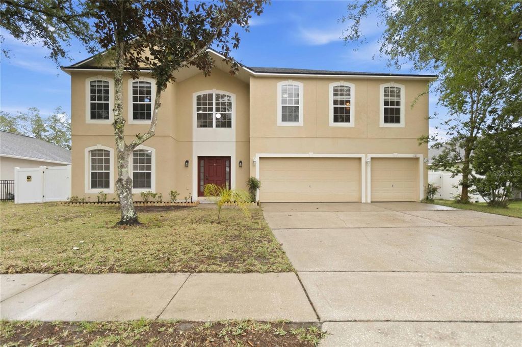 Photo of 121 Festive Court, Chuluota, FL 32766 (MLS # O6396254)
