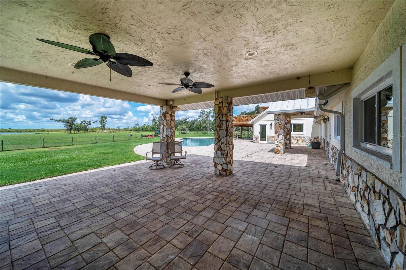 ACREAGE & UNREC - Residential