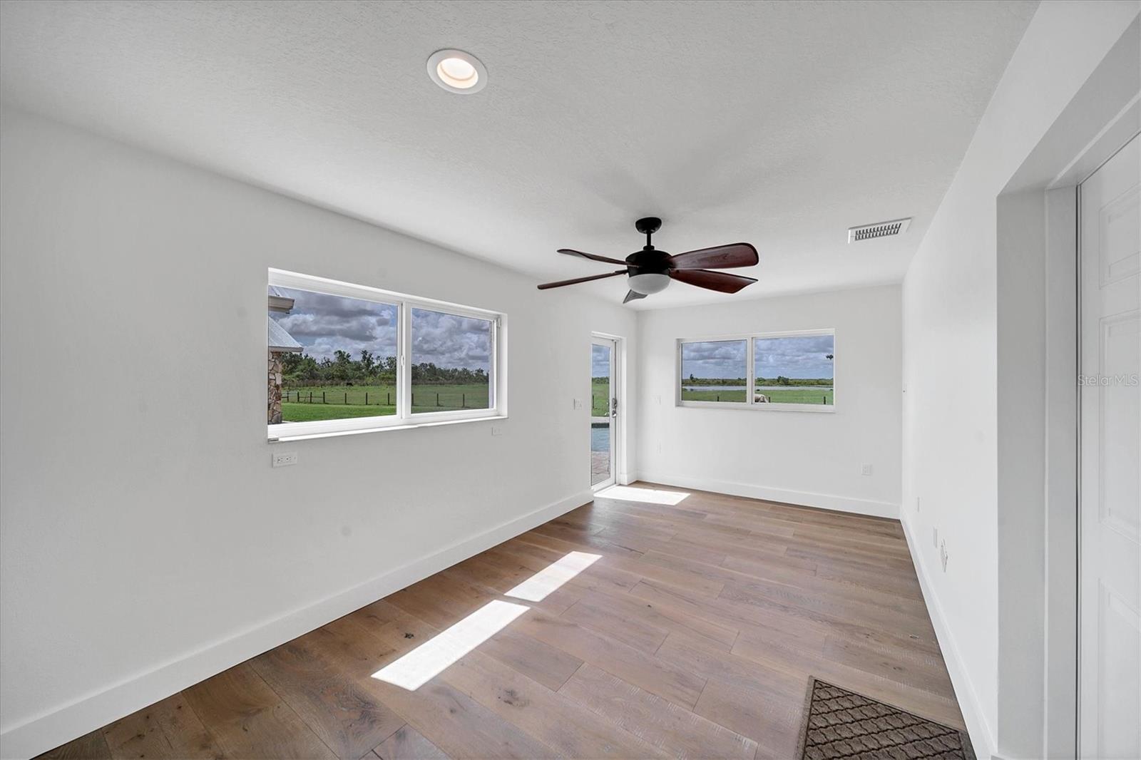 ACREAGE & UNREC - Residential